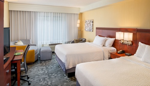 Room, 2 Queen Beds, Non Smoking (Hearing Accessible)