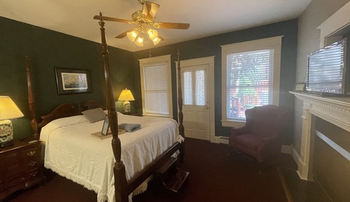 Nightingale (Room #2)