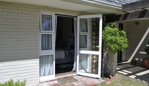 Residence 3 Cotswold Standard, Queen Bed, Shower, Ground Floor