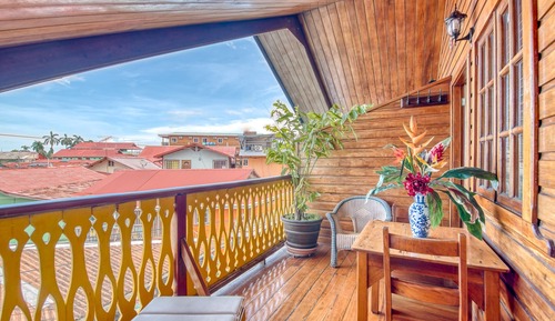 Premium Room, City View