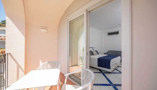 Superior Room, Balcony