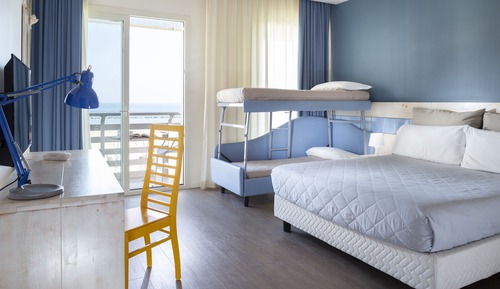 Quadruple Room, Balcony, Sea View