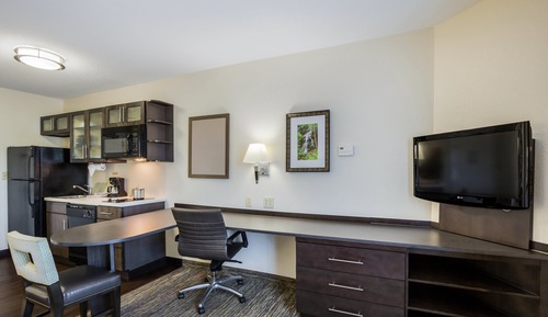 Studio Suite, 1 Queen Bed