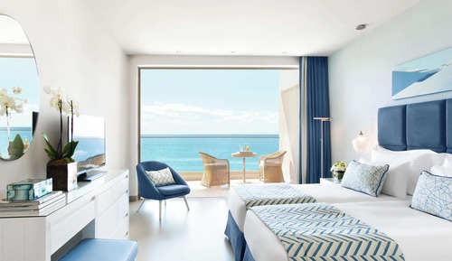 Family Room, Sea View