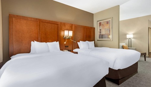 Suite, 2 Queen Beds, Non Smoking
