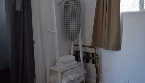 Standard Room, Kitchenette (Room 12)