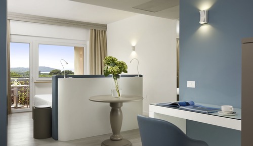 Junior Triple Room, Sea View