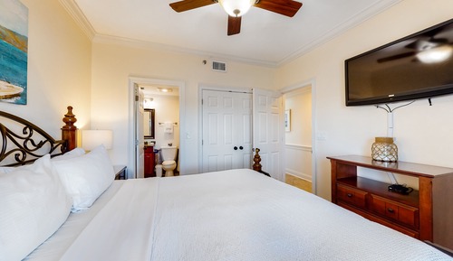 Condo, 2 Bedrooms