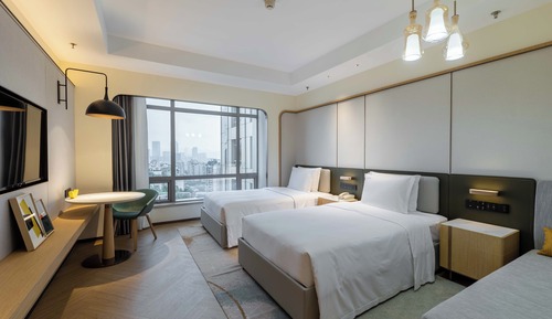 Standard Room, 2 Double Beds, City View