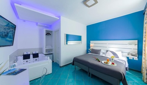 Romantic Room