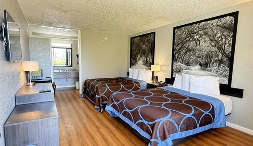 Double Room, 2 Double Beds
