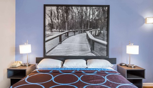 Standard Room, 1 King Bed
