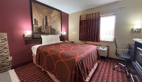 Studio Suite, 1 King Bed, Smoking