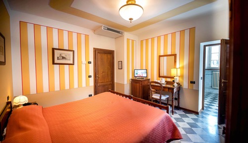 Classic Double Room, City View