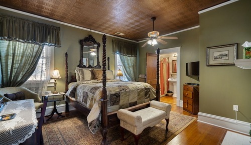 Luxury Room, 1 Queen Bed (Windsor)