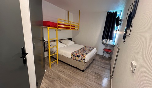 Basic Triple Room