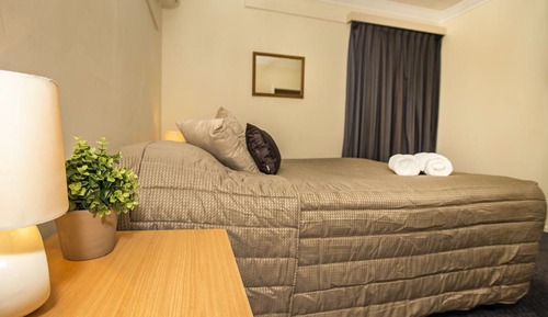 Condo, 3 Bedrooms