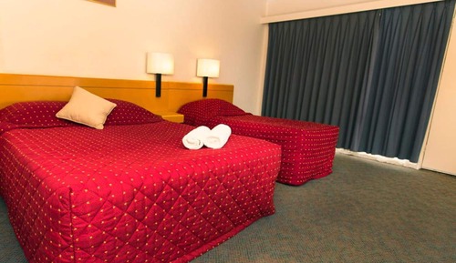 Executive Room (Twin Share)