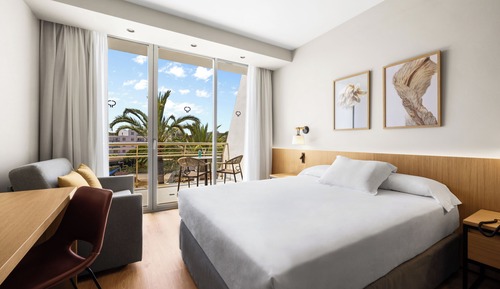Double Room, Balcony