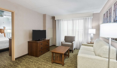 Suite, 2 Queen Beds, Accessible, Bathtub (Non Smoking)