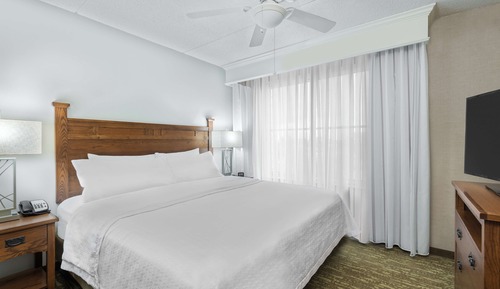 Suite, 1 King Bed, Non Smoking (1 Bedroom)