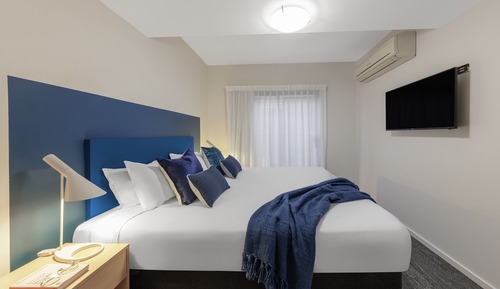 One Bedroom Apartment 