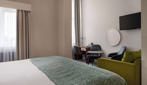 Suite, 1 King Bed, Non Smoking