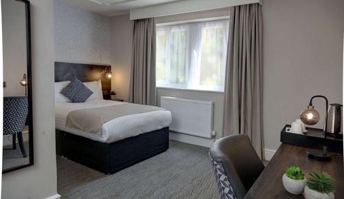 Room, 1 Double Bed, Non Smoking (Efficiency)