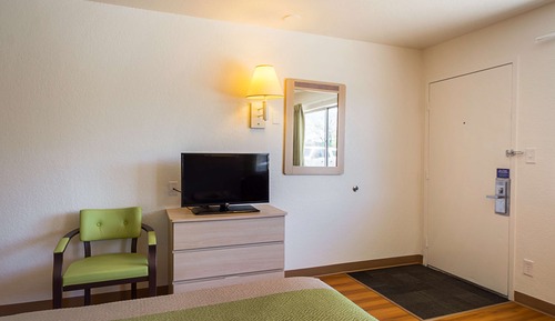 Standard Room, 1 Queen Bed, Non Smoking