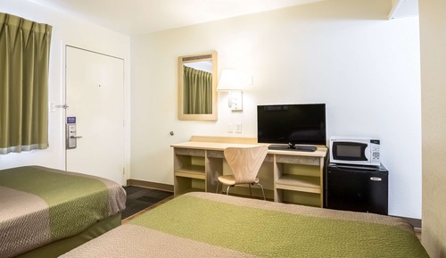 Standard Room, 2 Double Beds, Non Smoking, Kitchenette
