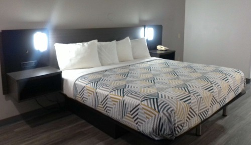 Standard Room, 1 King Bed, Non Smoking