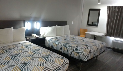 Standard Room, 2 Queen Beds, Accessible, Non Smoking