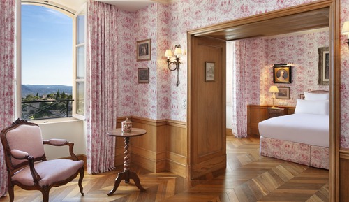 One Bedroom Suite
