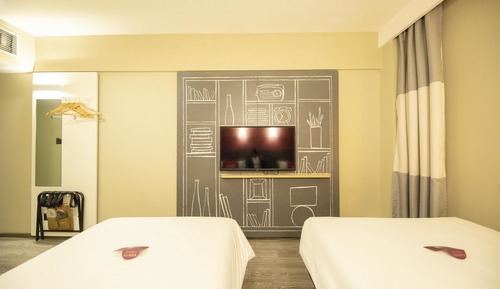 Business Twin Room