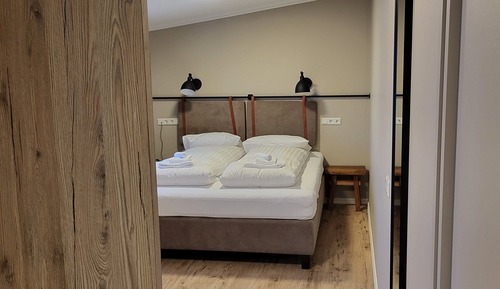 Deluxe Room, Lake View