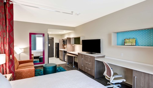 Studio, 1 King Bed, Accessible, Non Smoking (Hearing)