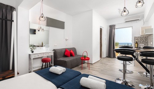 Triple Room, Sea View, Poolside