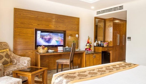 Premium Double Room, 1 Bedroom, Bathtub, City View