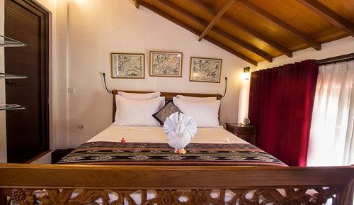Pavillion Room