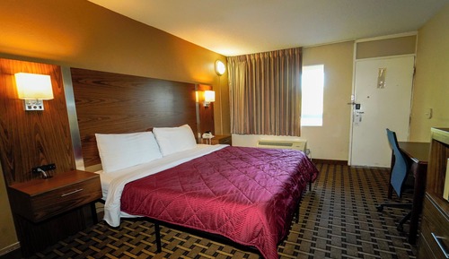 Deluxe Room, 1 King Bed, Non Smoking