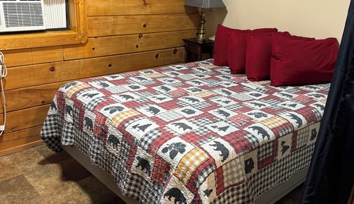 Basic Cabin, 1 Bedroom (Bear Crossing at Ponderosa)