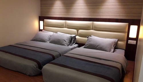 Triple Room