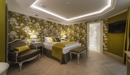 Superior Double Room, Inner hotel space view