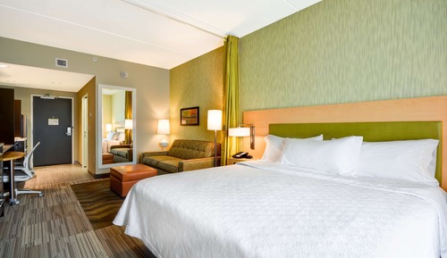 Studio Suite, 1 King Bed, Non Smoking
