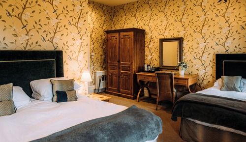 Family Room, Ensuite