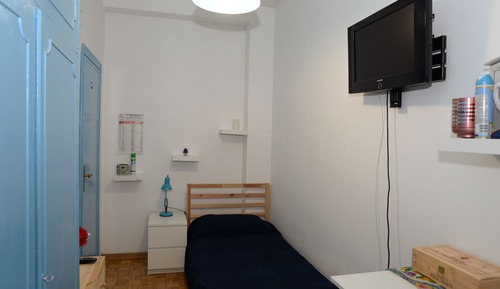 Single Room, Shared Bathroom