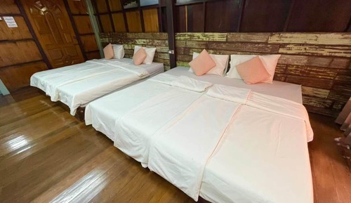 Family Shared Dormitory, Multiple Beds, Non Smoking, Patio