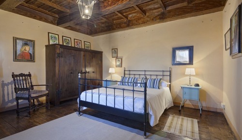 House, 5 Bedrooms