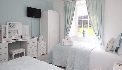 Twin Room (Room2)