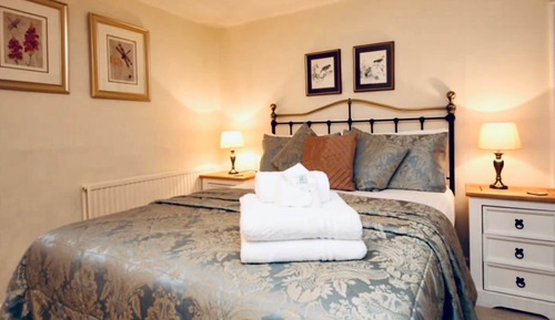 Double Room (Room4)
